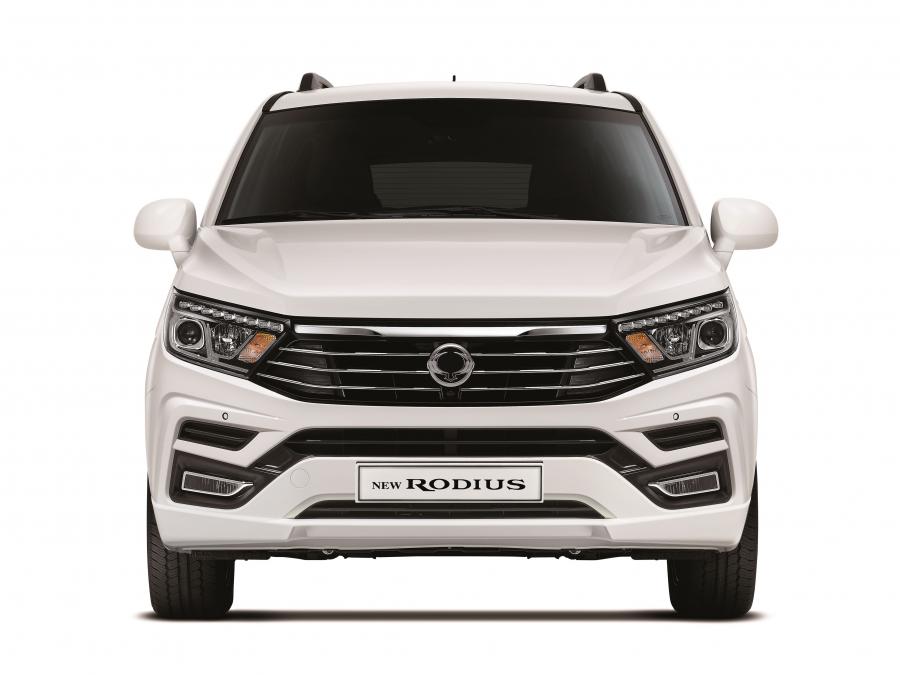  SsangYong Rodius 2018 года  (EU) (фото 9 из 10)